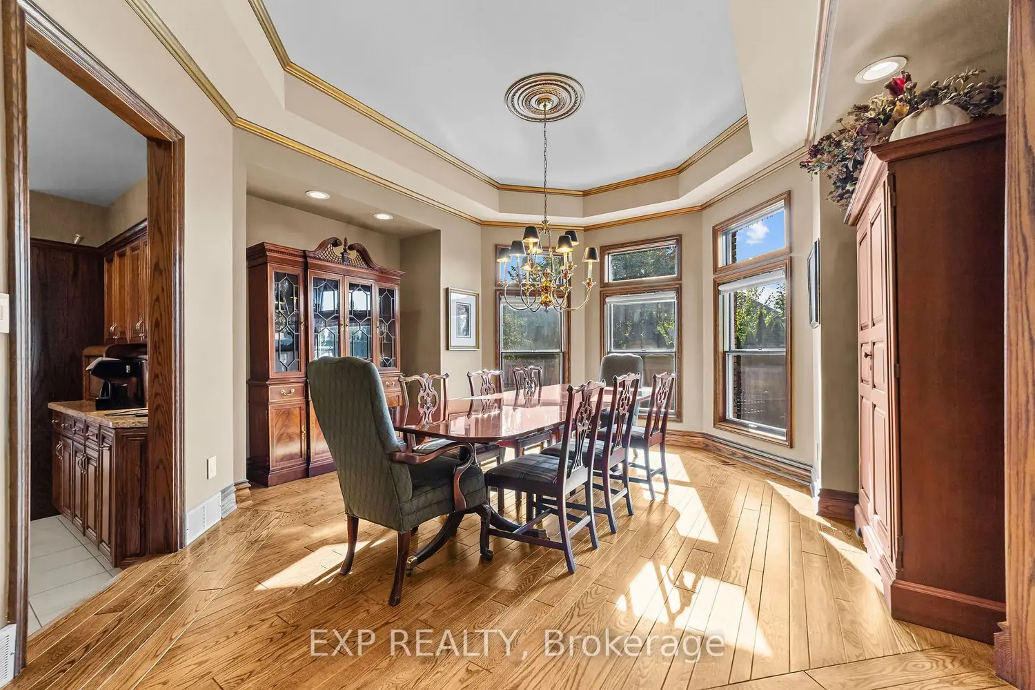 Additional image 6 of 569 Franklinway Gate