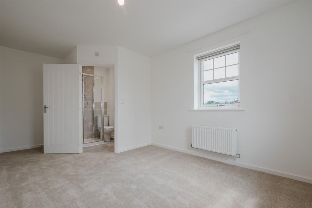 Additional image 15 of 3 bed semi-detached house to rentHampton Green, Peterborough PE7