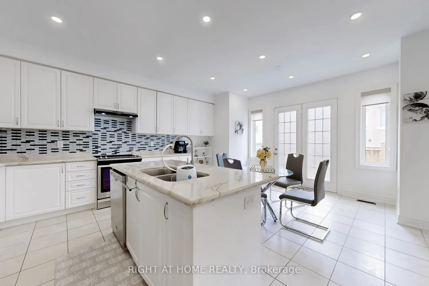 Additional image 2 of 423 Grindstone Trail