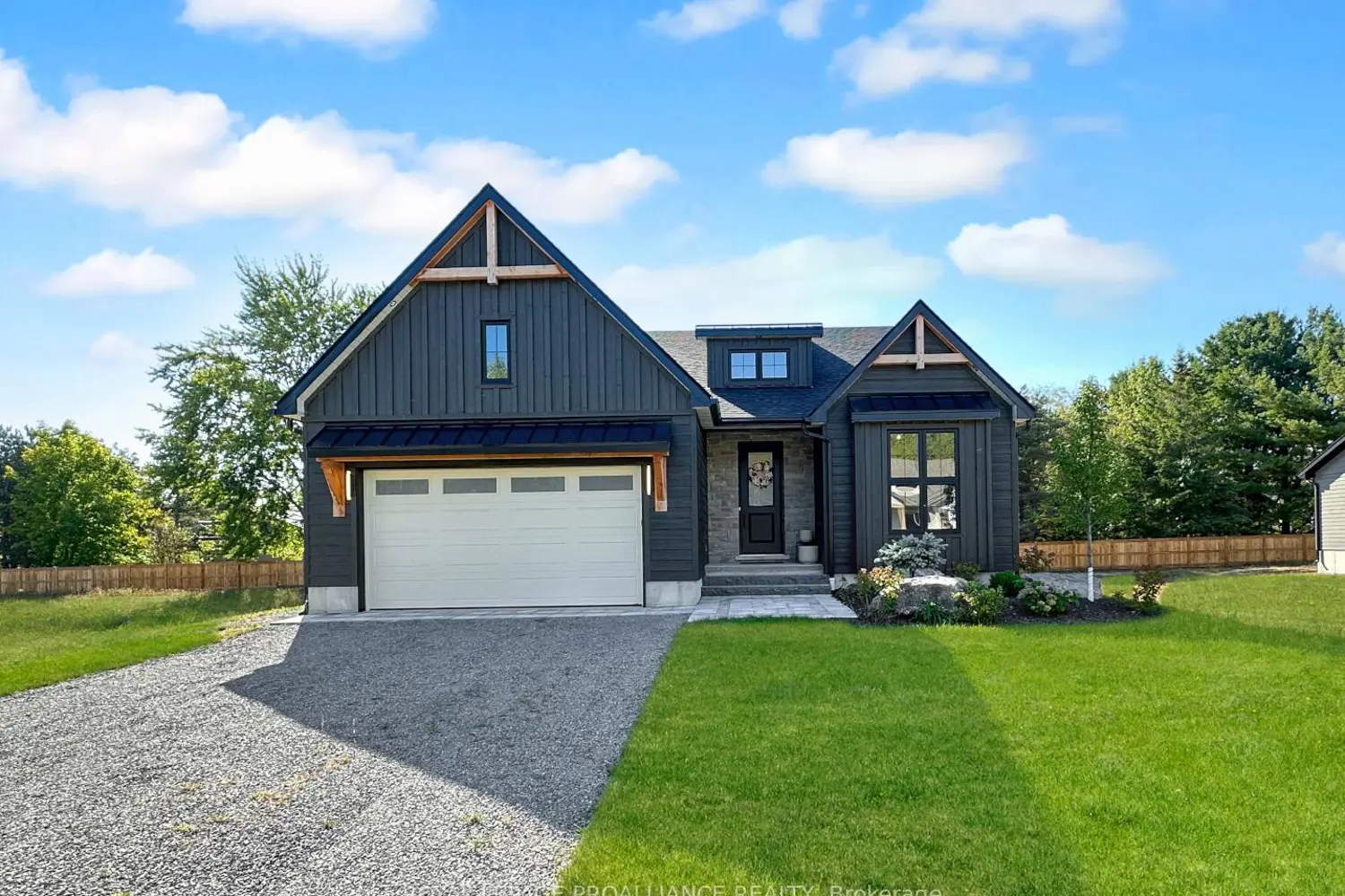 Additional image 3 of 37 Deerview Drive