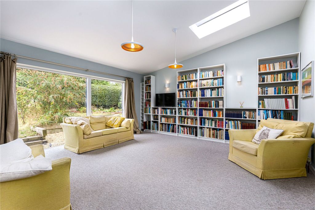 Additional image 3 of 4 bed detached house to rentMarsh Baldon, Oxford, Oxfordshire OX44