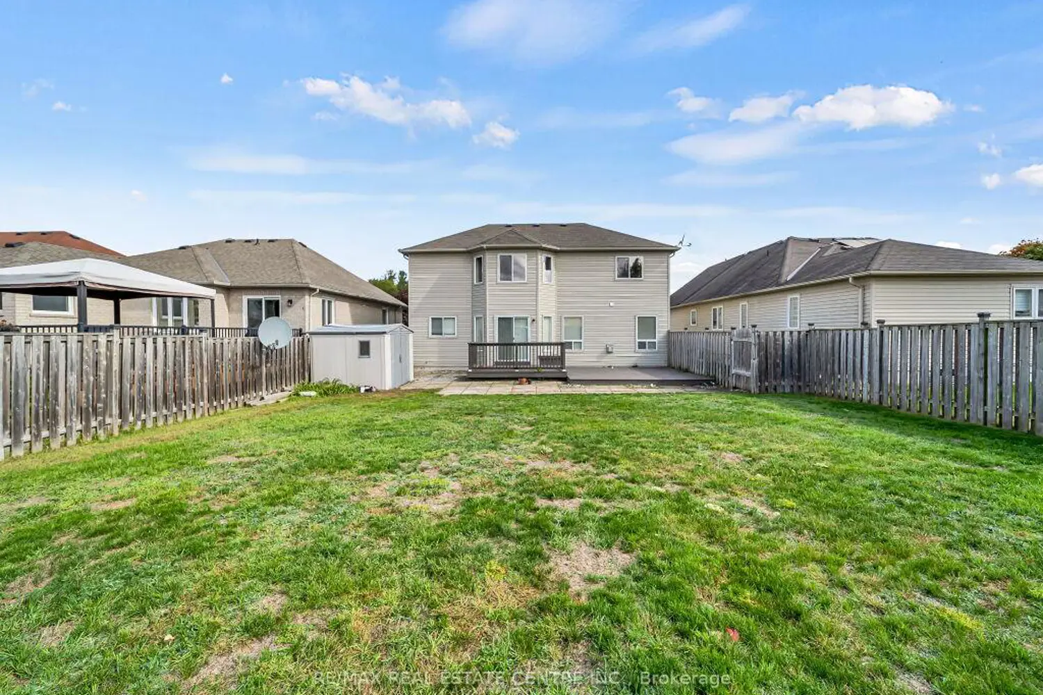 Additional image 16 of 45 Stonemount Crescent