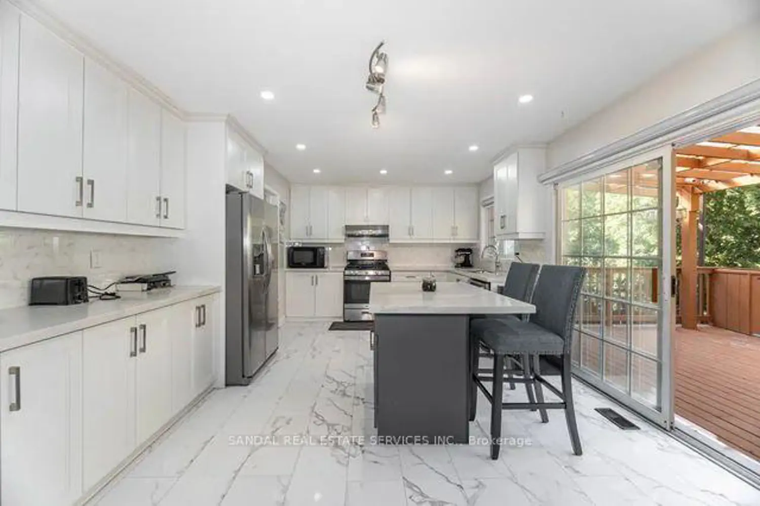 Additional image 4 of 16 Vision Way