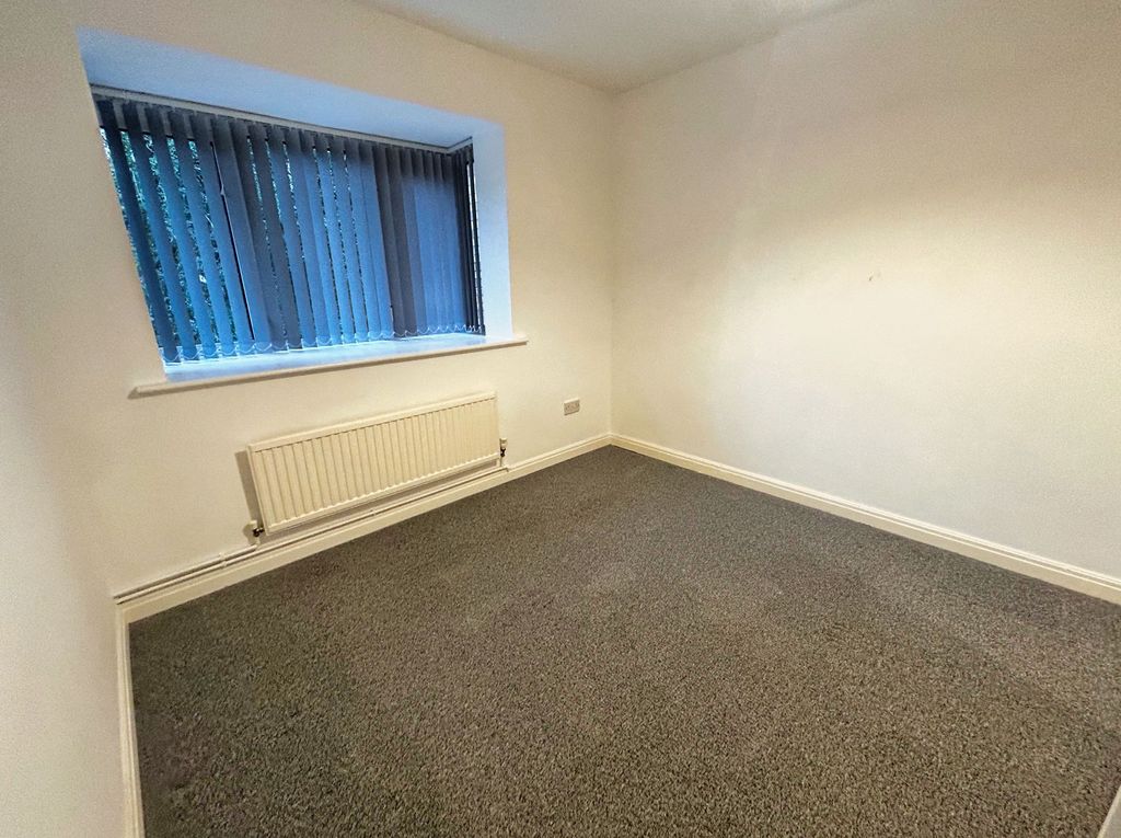 Additional image 5 of 2 bed flat to rentHighbury Court, Neath SA11