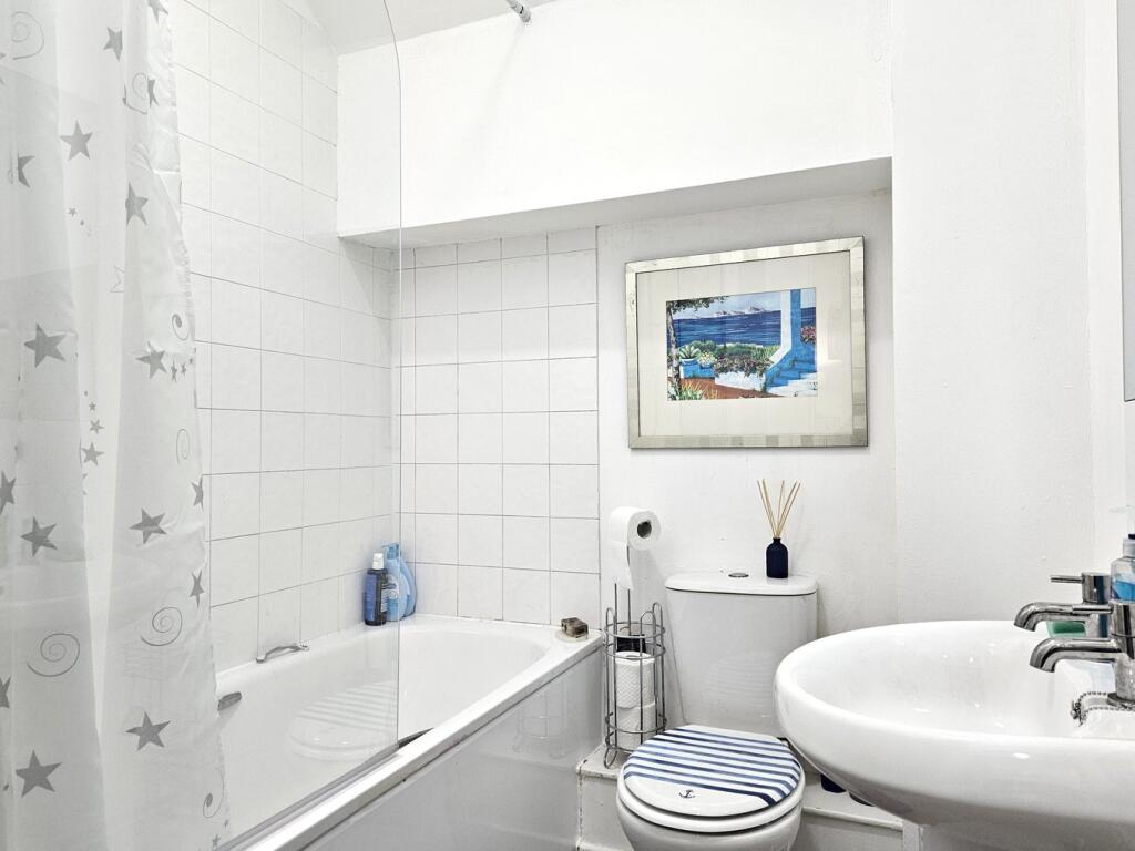 Additional image 6 of Northload Street, Glastonbury, BA6