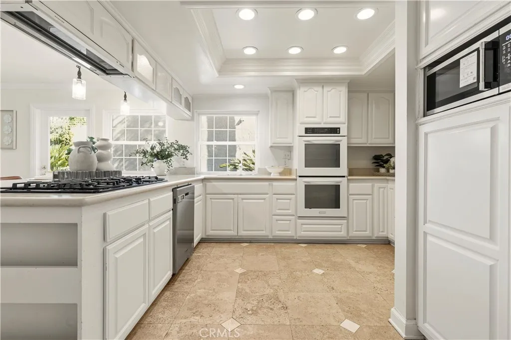 Additional image 23 of 18 Eden, Irvine, CA 92620