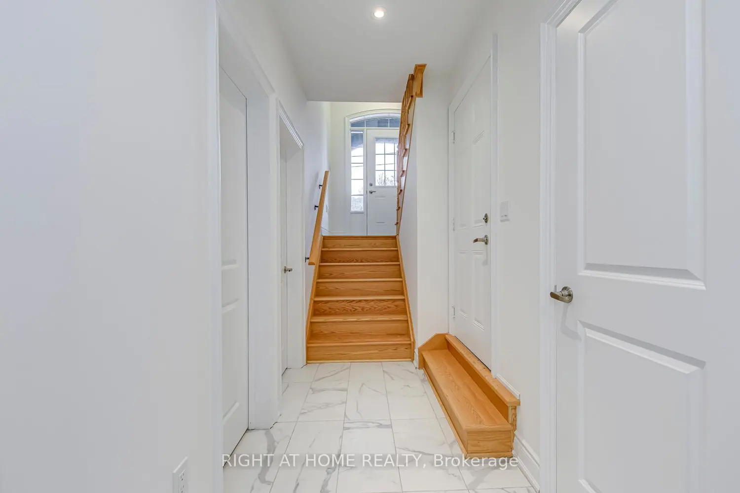 Additional image 13 of 2577 Islington Avenue