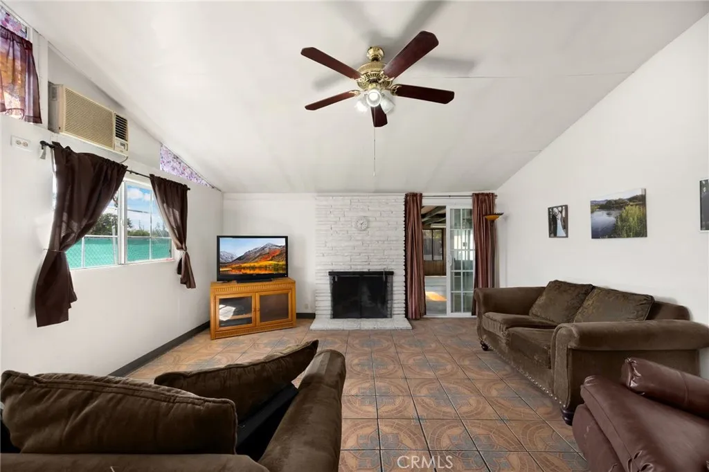 Additional image 69 of 10919 1st Ave, Whittier, CA 90603