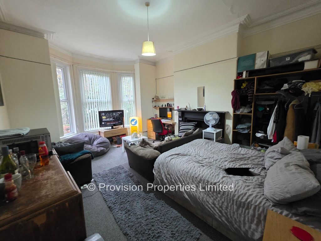 Additional image 3 of 8 bed terraced house to rentAsh Grove, Hyde Park, Leeds LS6