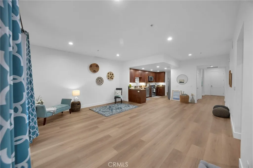 Additional image 80 of 300 E 4th St Unit 115, Long Beach, CA 90802