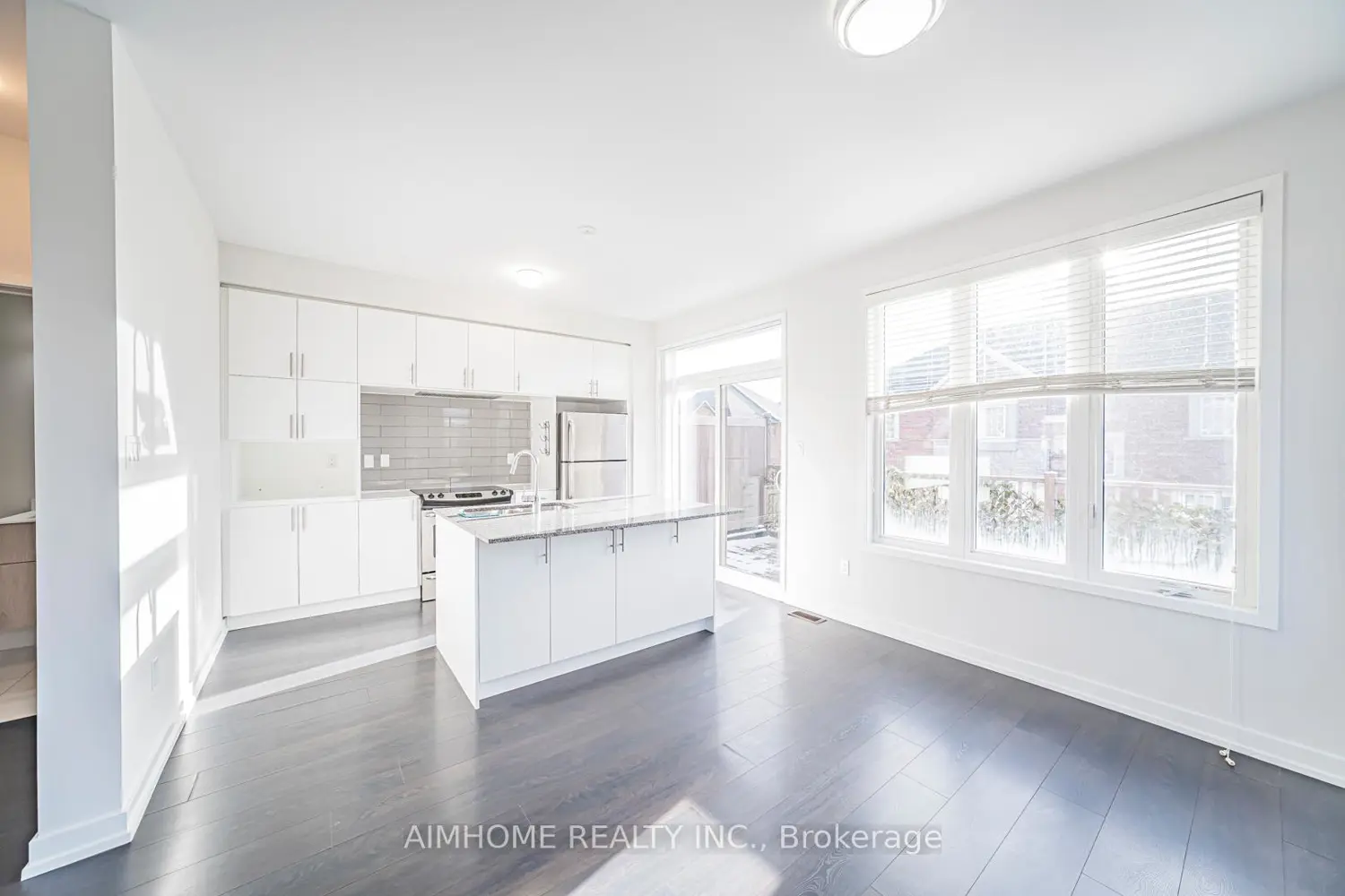 Additional image 5 of 220 Beaveridge Avenue