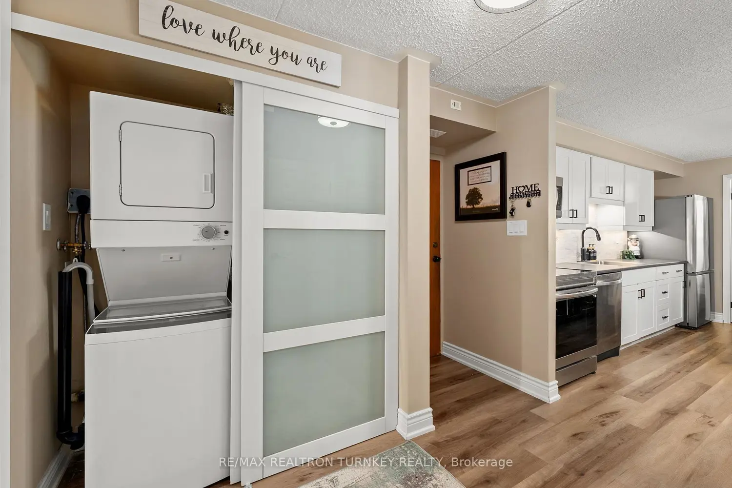 Additional image 19 of 74 The Queensway 102