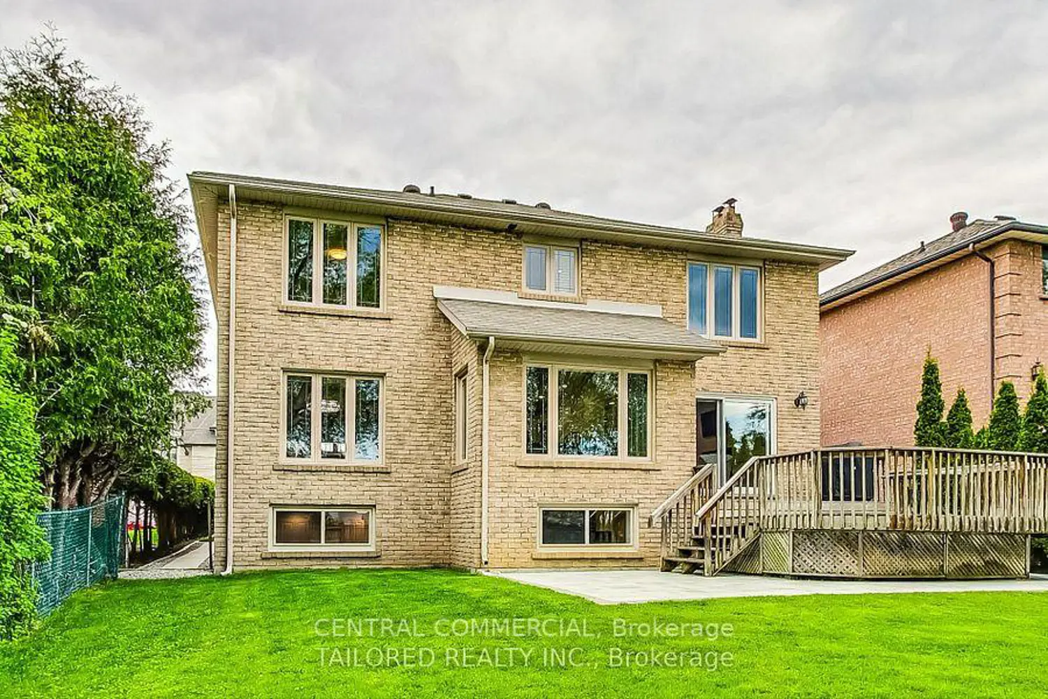 35 Edgar Avenue photo 5