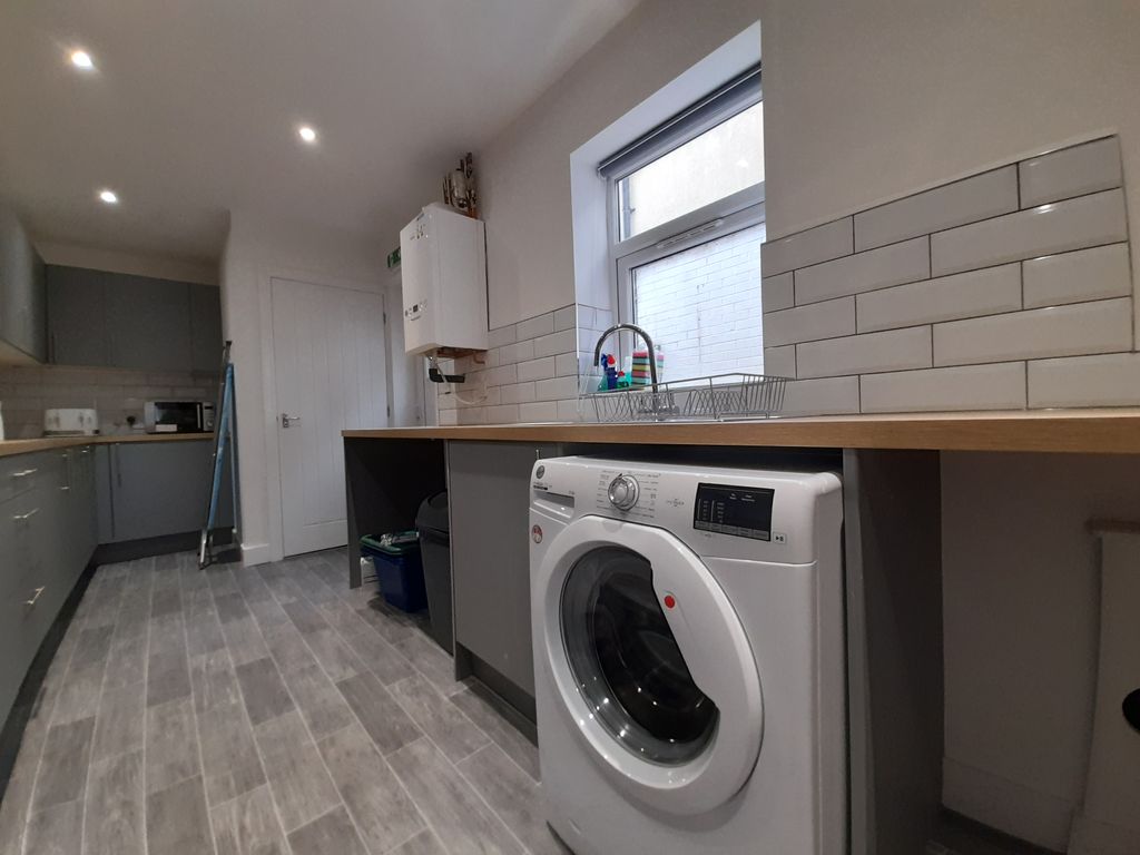 Additional image 2 of Room to rentCottage Beck Road, Scunthorpe DN16