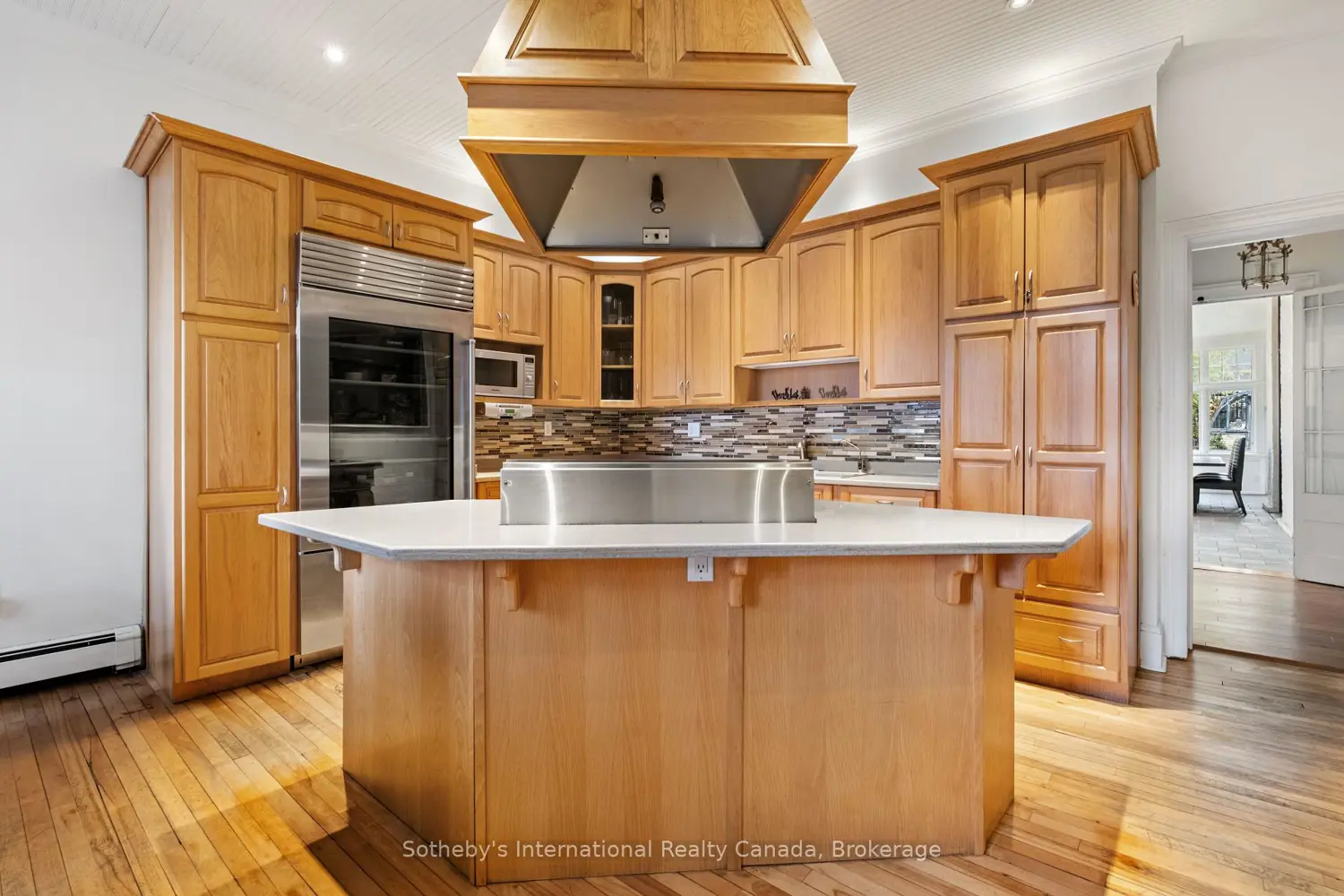 Additional image 5 of 194 Grand River Street