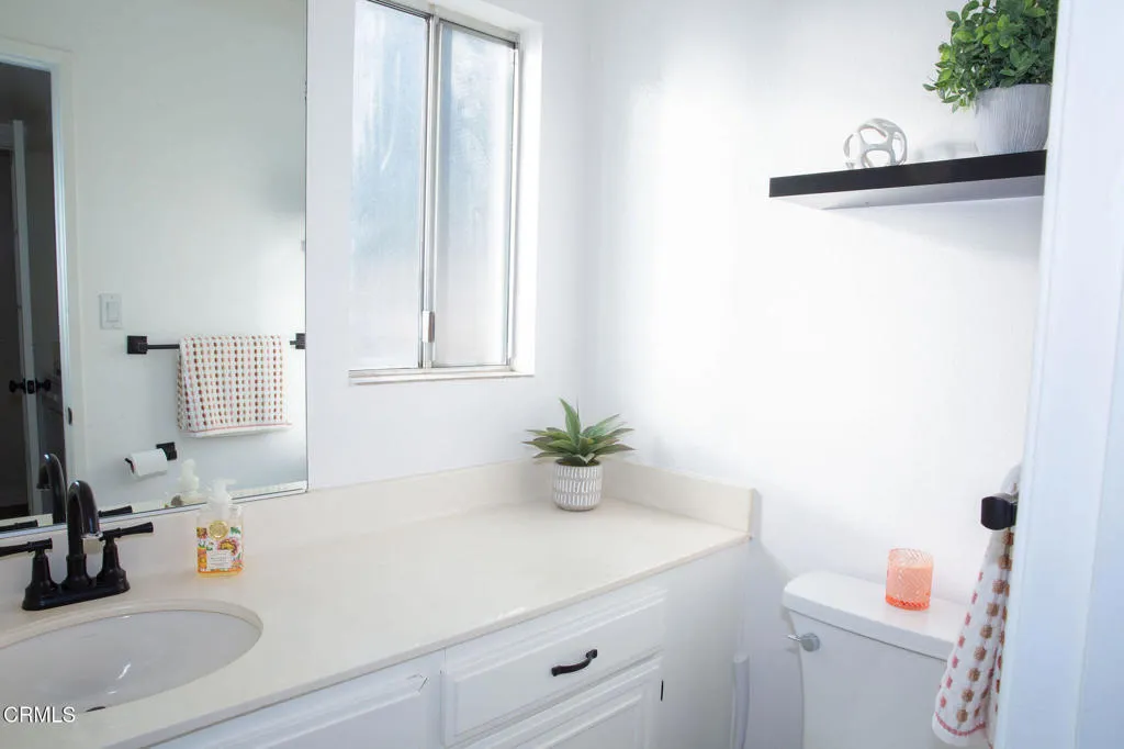 Additional image 69 of 741 Warwick Avenue, Thousand Oaks, CA 91360