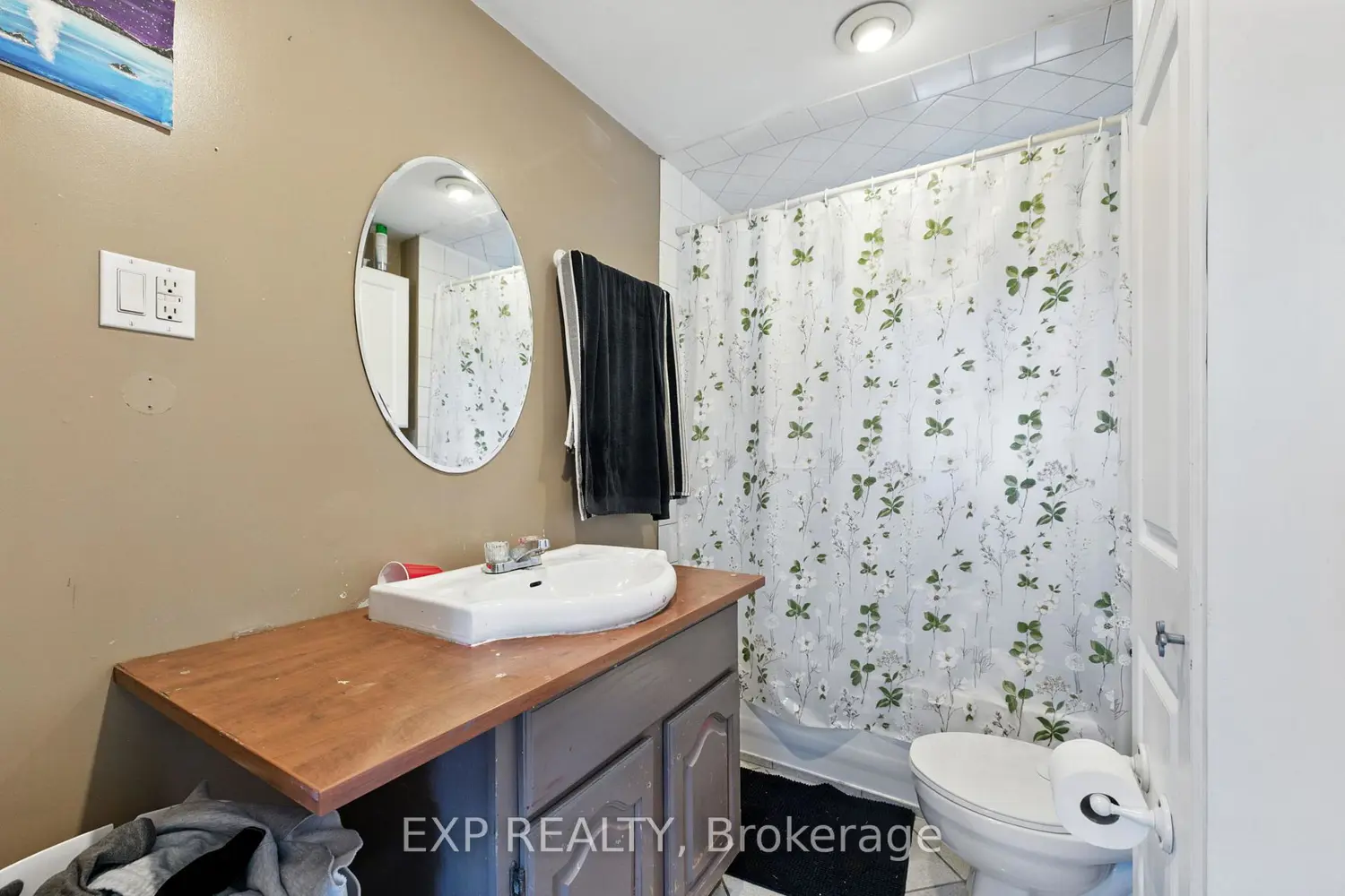 Additional image 11 of 20 Barrington Avenue