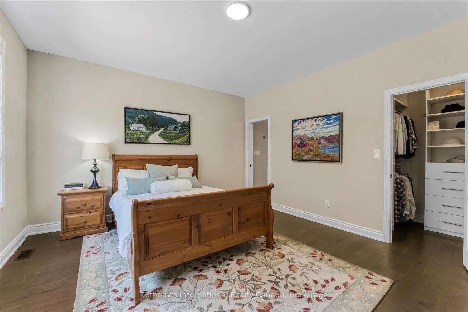 Additional image 10 of 4 Emerson Mews