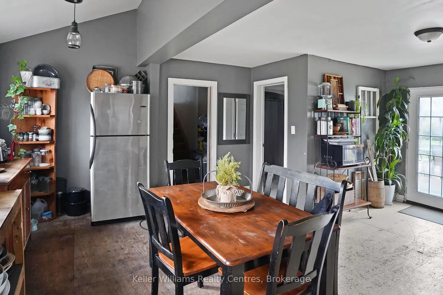 Additional image 8 of 494 Isaac Street