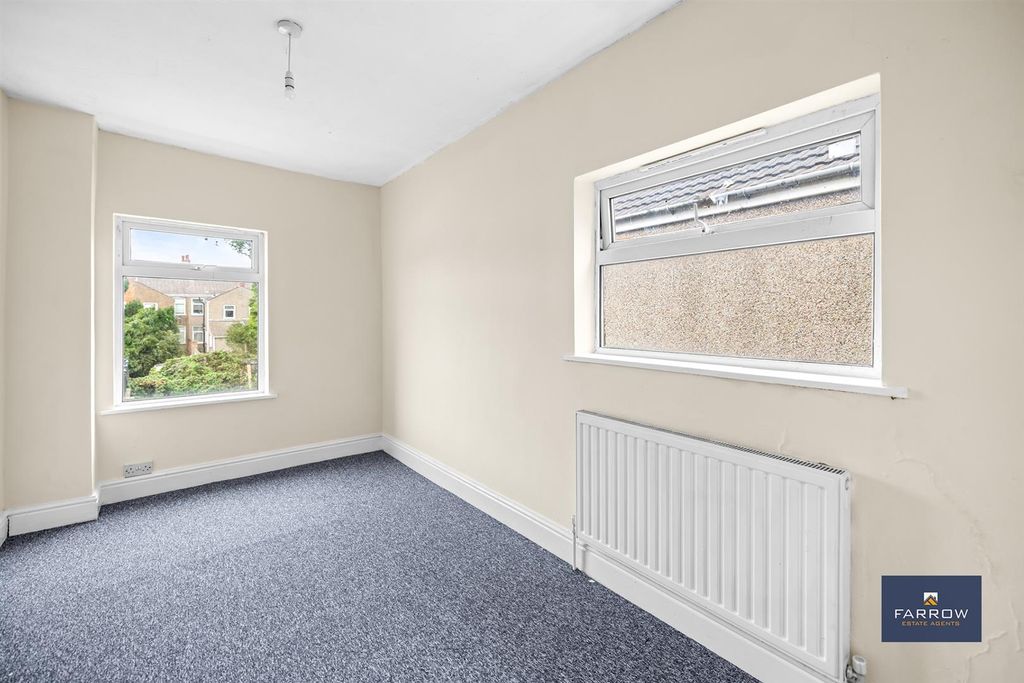 Additional image 16 of 3 bed terraced house to rentCastle Street, Grimsby DN32
