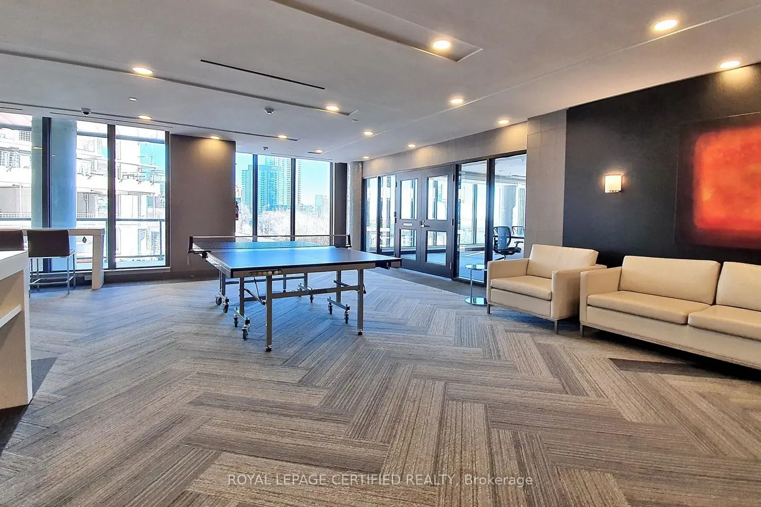 Additional image 16 of 51 East Liberty Street 2003