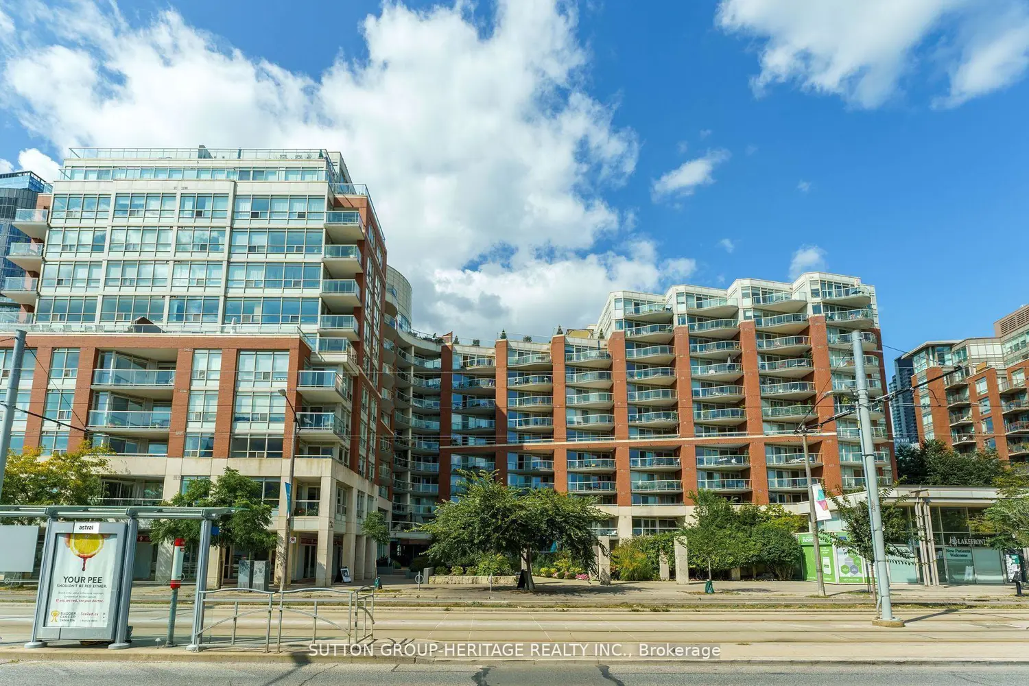 550 Queens Quay 126