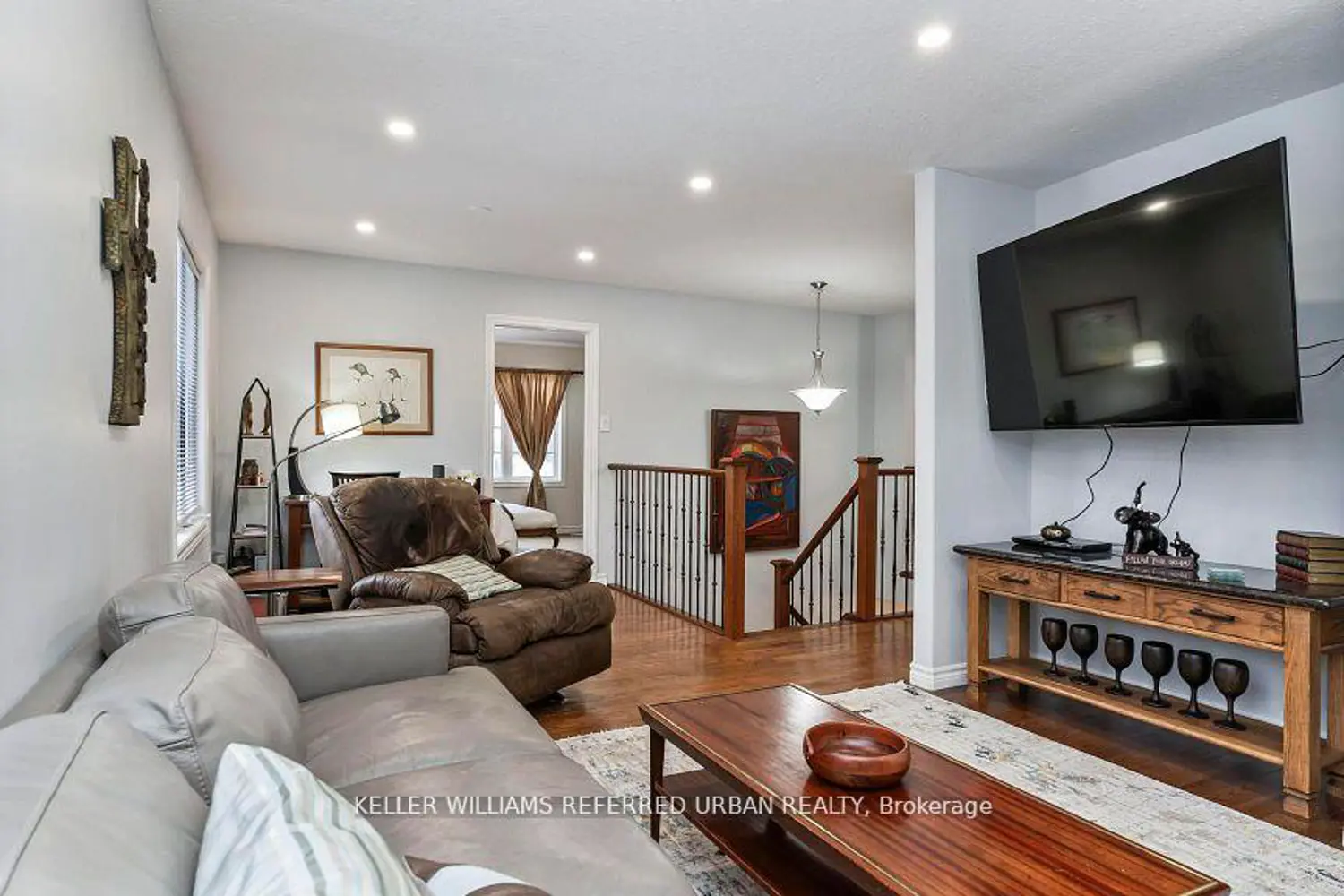 Additional image 11 of 847 Garibaldi Avenue