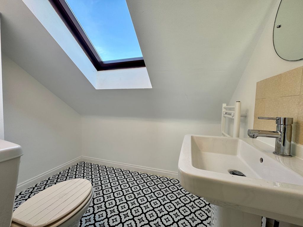 Additional image 5 of 1 bed flat to rentFlat 5, 57 David Place, St Helier JE2