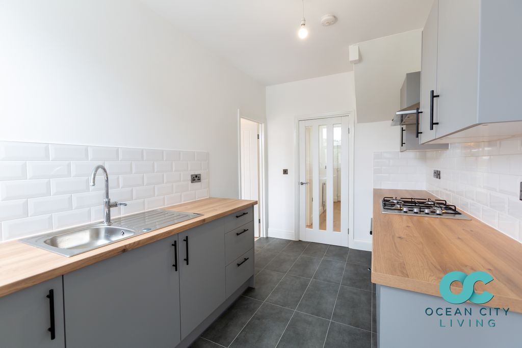 Additional image 11 of 3 bed terraced house to rentPemros Road, Plymouth PL5