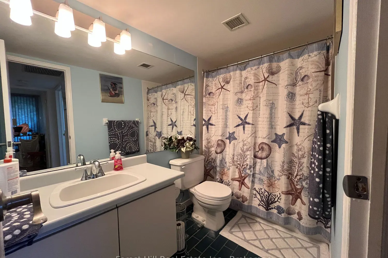 Additional image 19 of 24 Ramblings Way 402