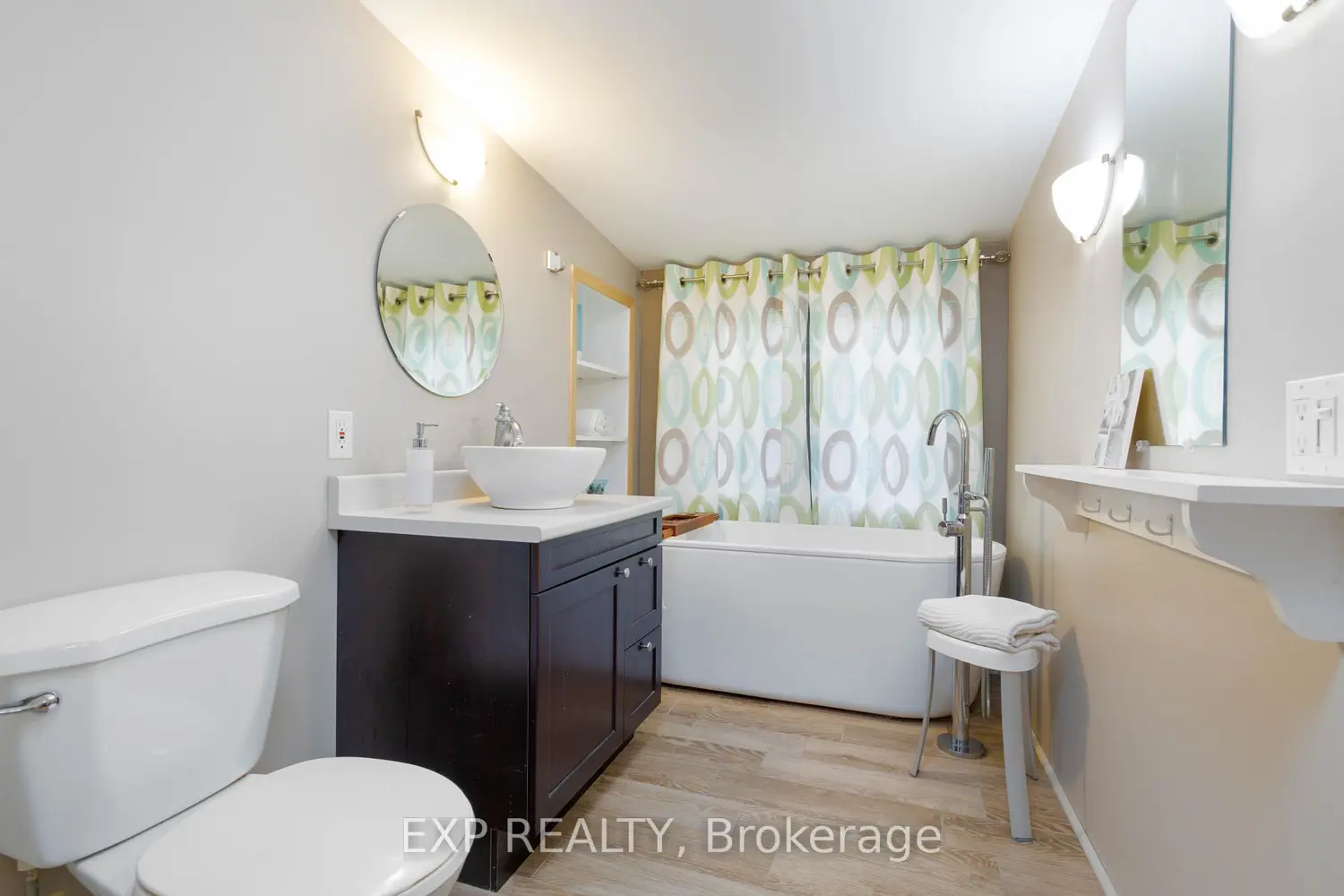 Additional image 13 of 122 Blue Heron Drive