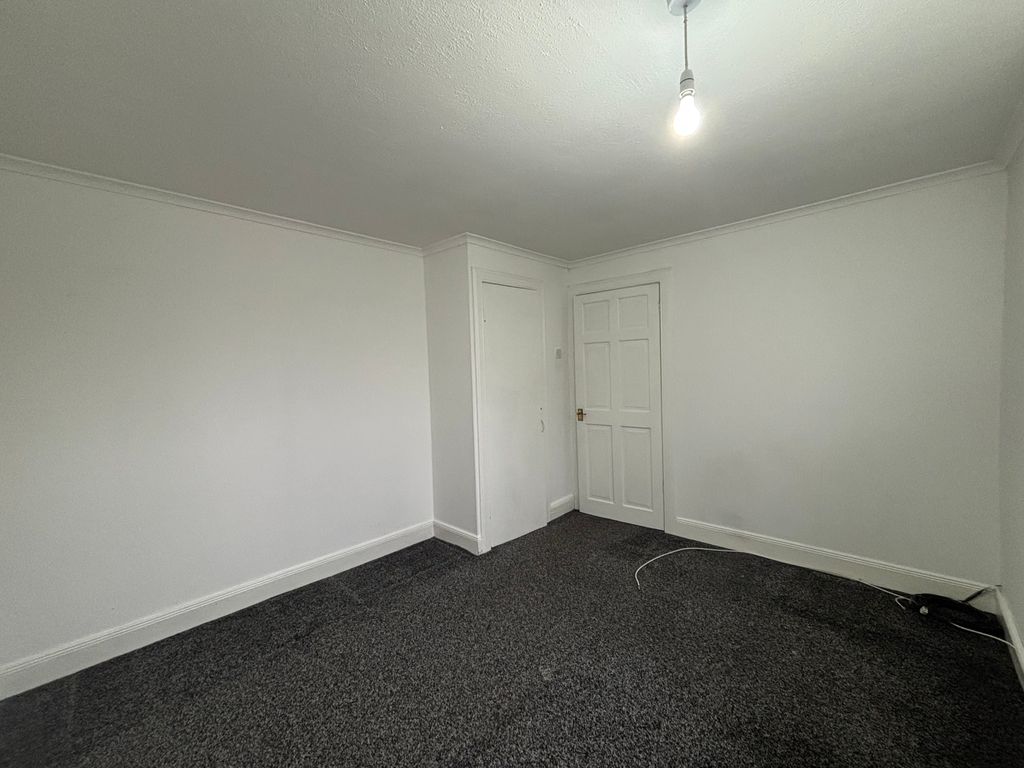 Additional image 16 of 2 bed property to rentMaxwell Place, Glenrothes KY6