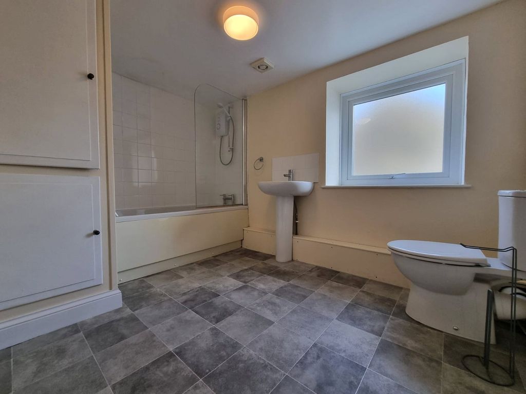 Additional image 5 of 1 bed flat to rentHigh Street, Narberth, Pembrokeshire SA67