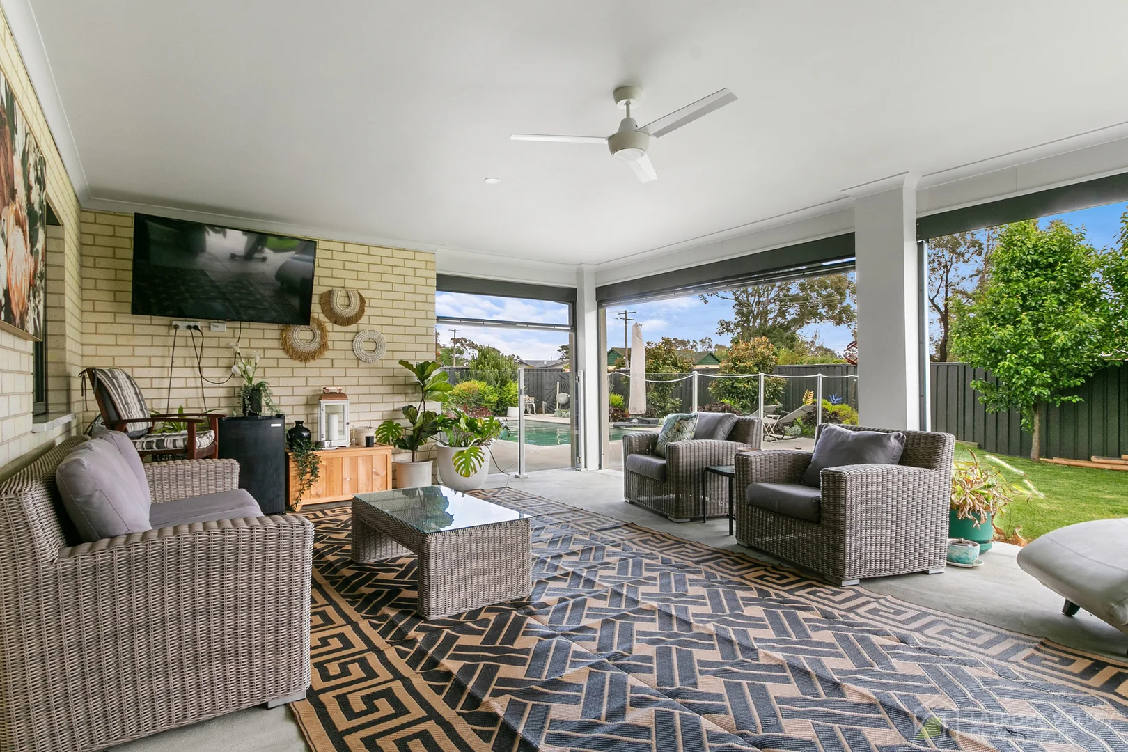 Additional image 24 of 17-19 King Street, Rosedale VIC 3847