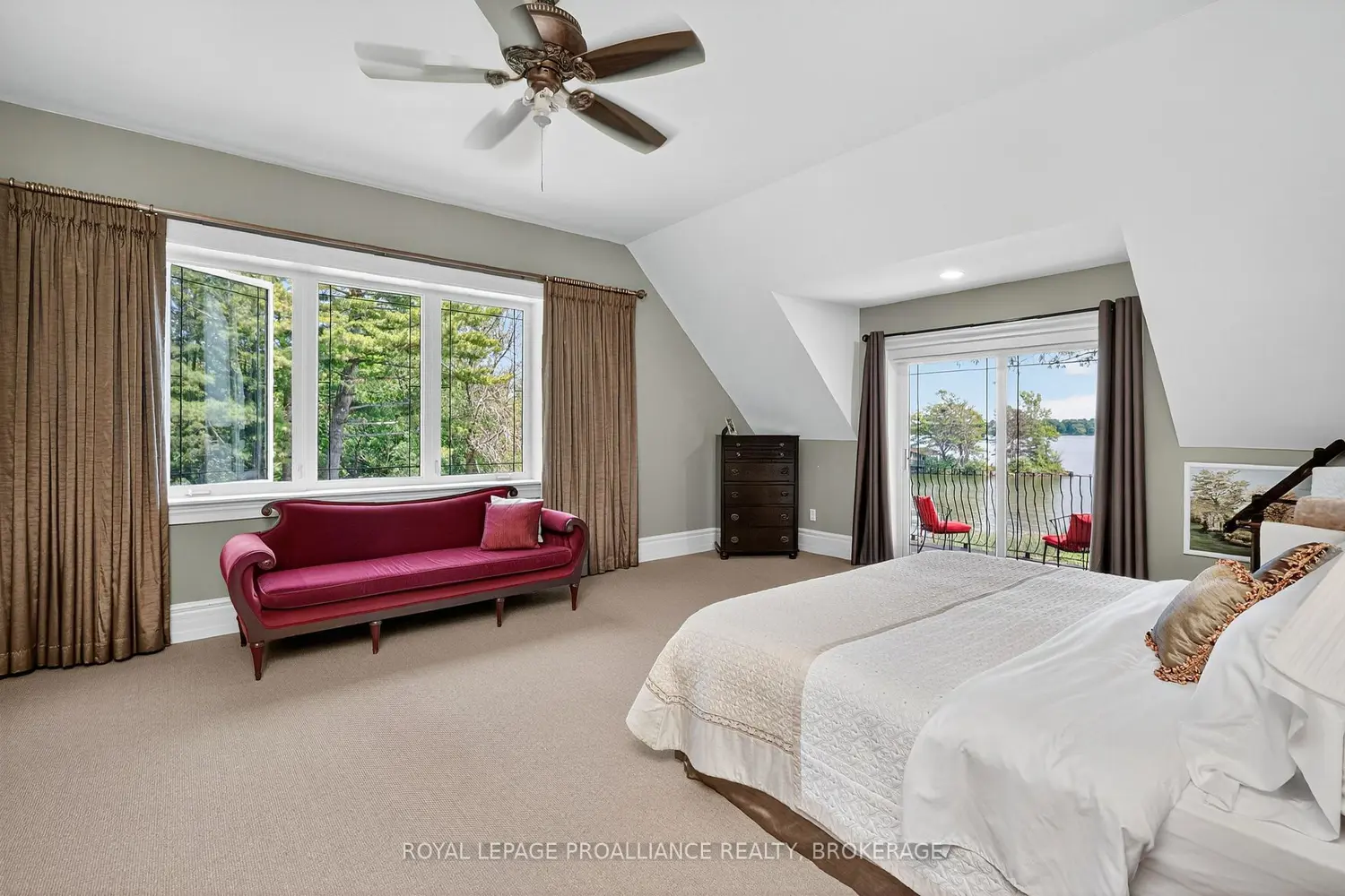 Additional image 13 of 147 1000 Island Parkway