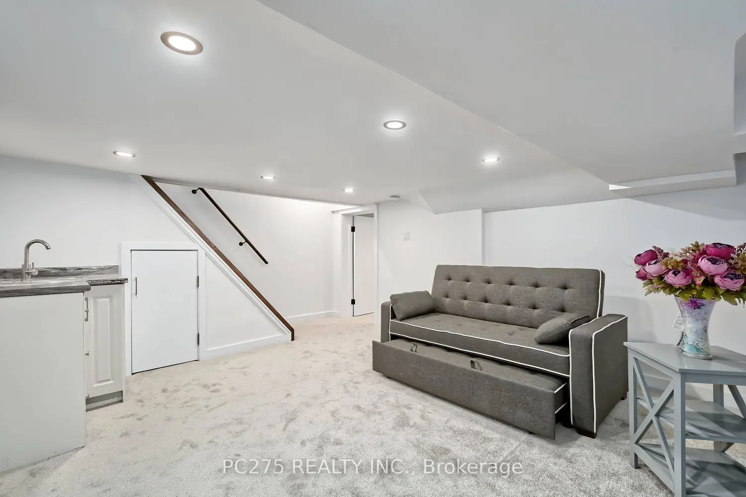 Additional image 13 of 549 Quebec Street