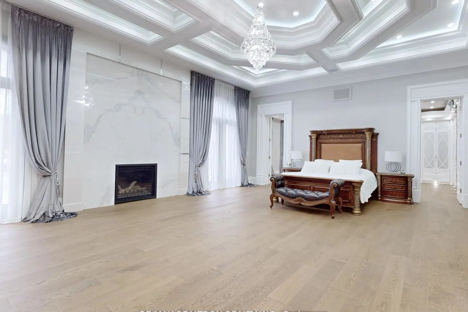 Additional image 10 of 14358 Bathurst Street