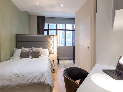 Apt 36, Q Two Residence #520635 LS1, Studio to rent