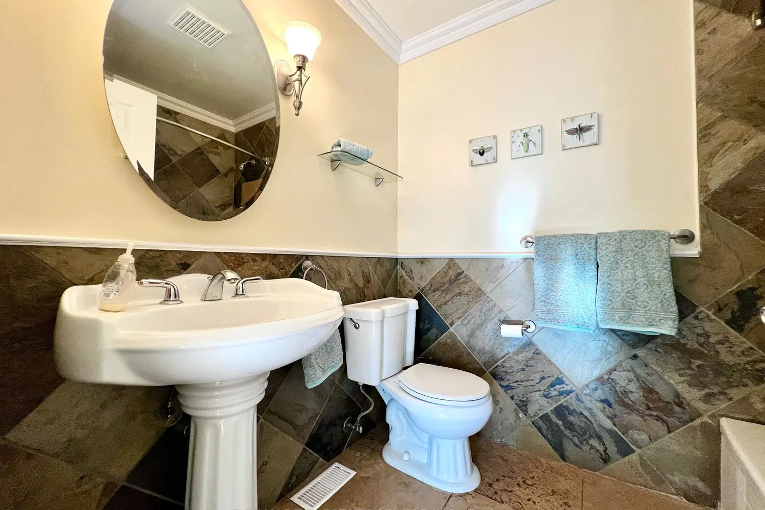 Additional image 8 of 135 Christopher Avenue