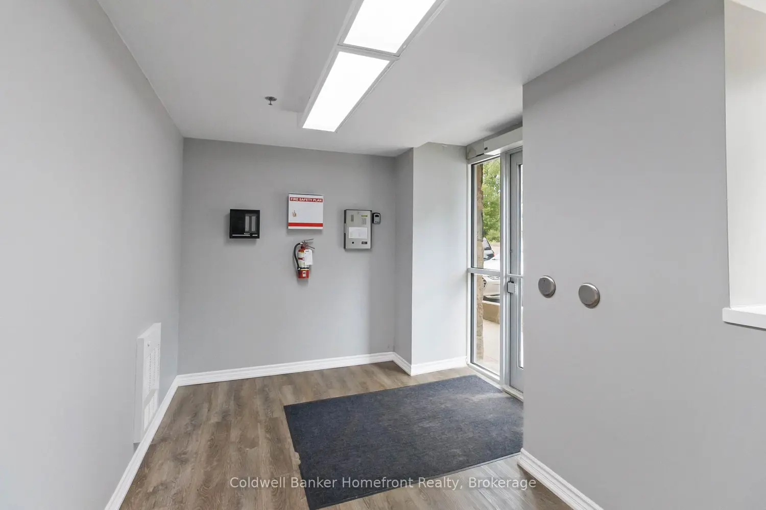 Additional image 19 of 140 West River Street 504