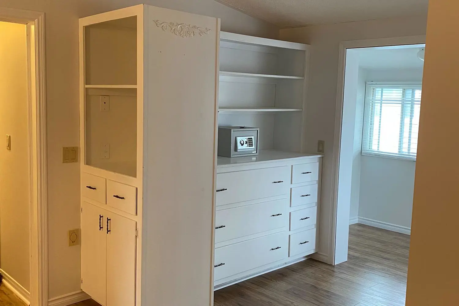 Additional image 11 of 612 Romaine Street