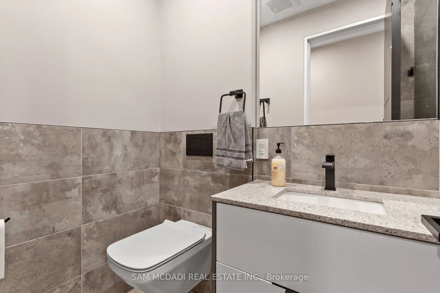 Additional image 13 of 112 Elton Park Road