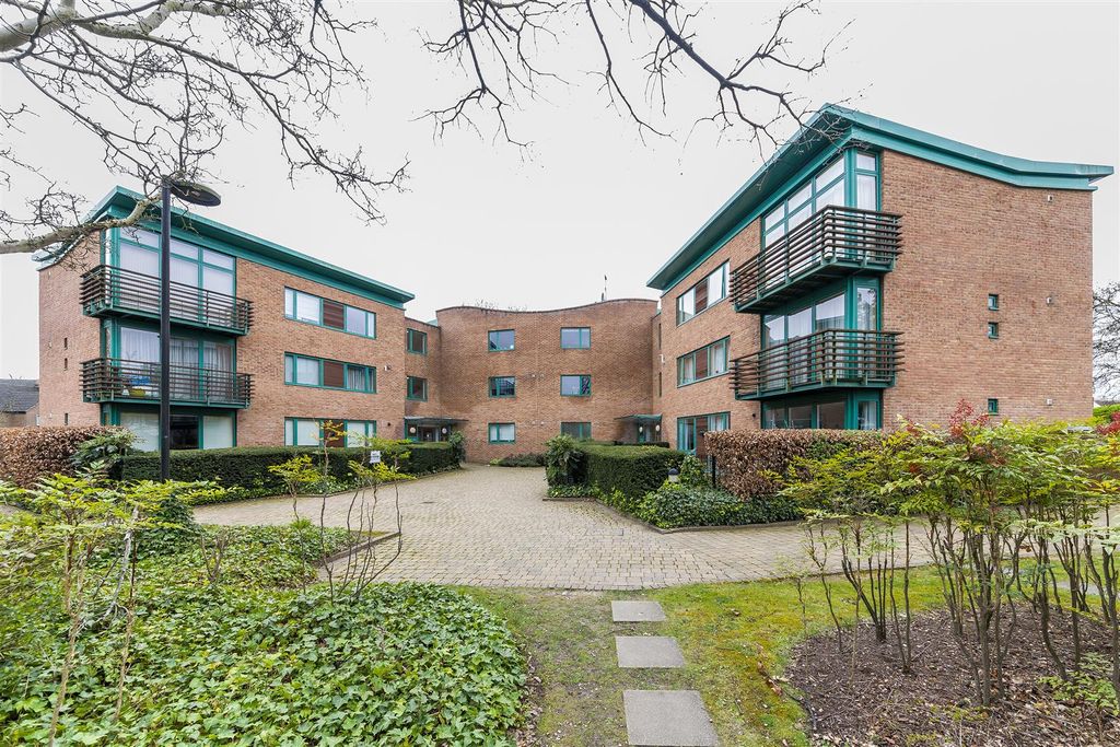 2 bed flat to rentFive Mile Drive, Oxford OX2