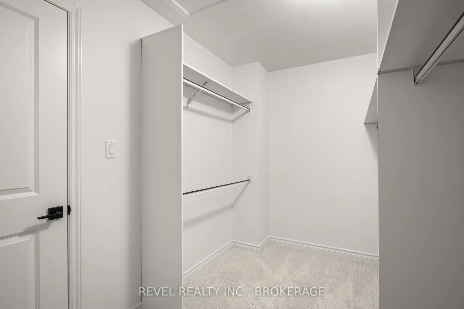 Additional image 13 of 1075 Barrow Avenue