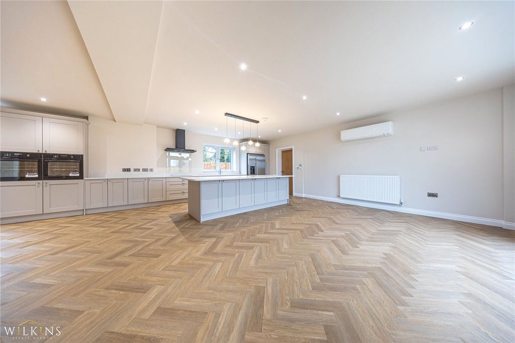 Additional image 6 of 6 bed detached house to rentPark Lane, Bonehill, Tamworth, Staffordshire B78