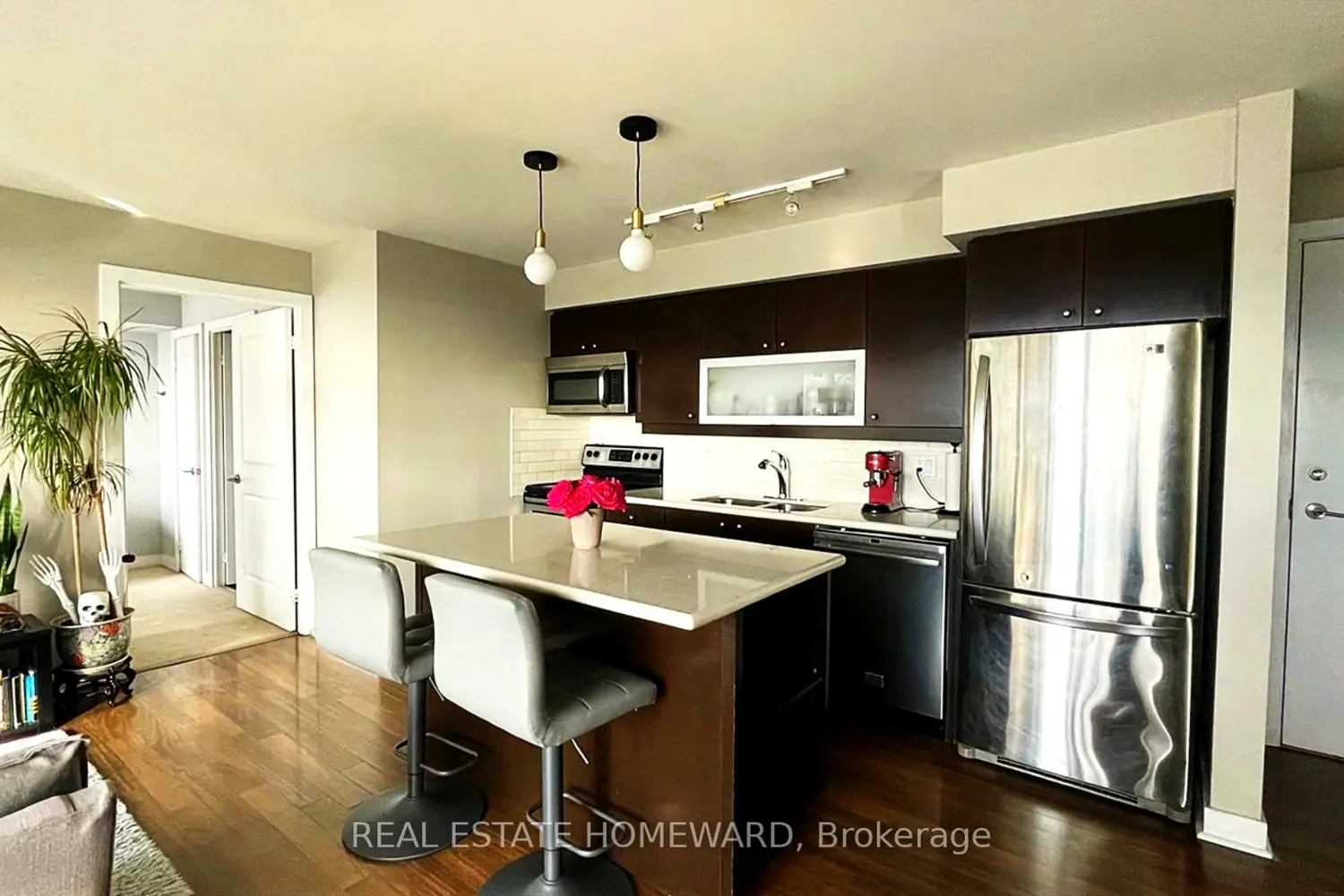 Additional image 9 of 100 Western Battery Road 2106