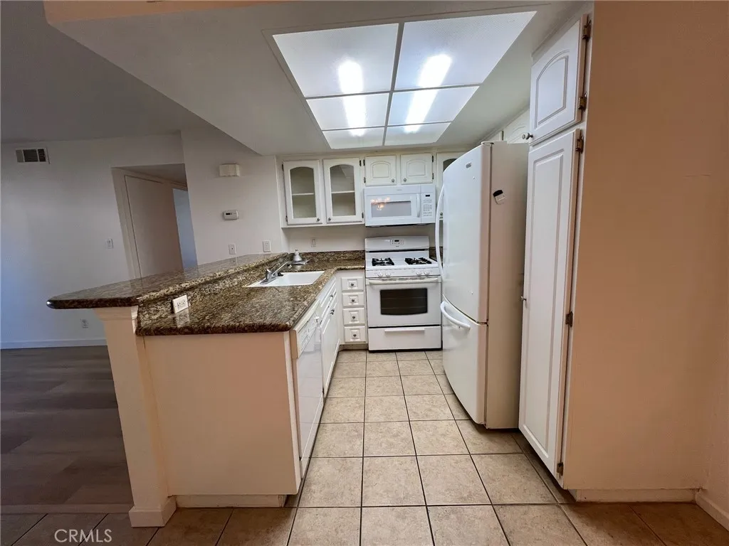 Additional image 6 of 1309 W Mission Blvd Unit 113, Ontario, CA 91762