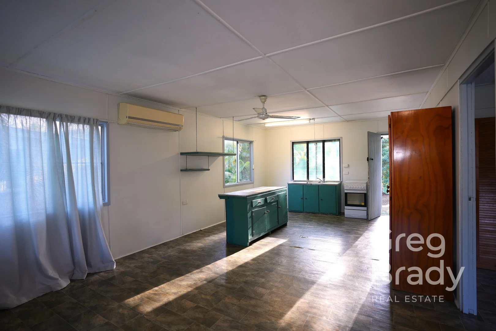 Additional image 8 of 1 Zelma Street, Grasstree Beach QLD 4740