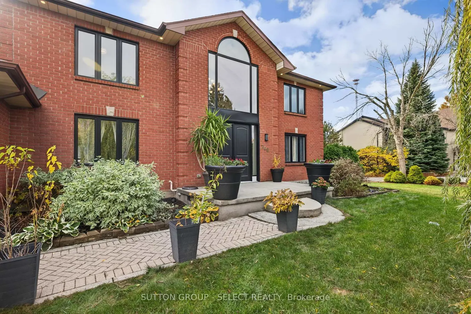 Additional image 2 of 700 Franklinway Crescent