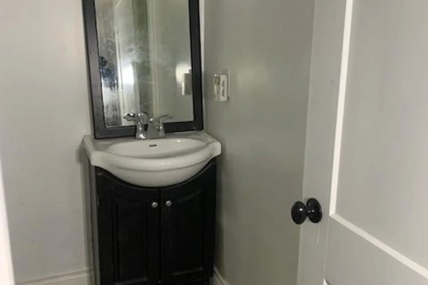 Additional image 3 of 33 Olmstead Street